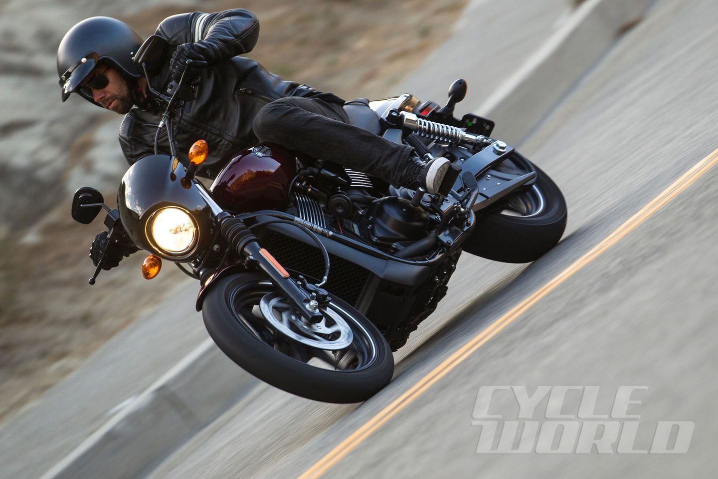 Harley Davidson Street 750 Vs Yamaha Star Bolt Comparison Test Review Cycle World