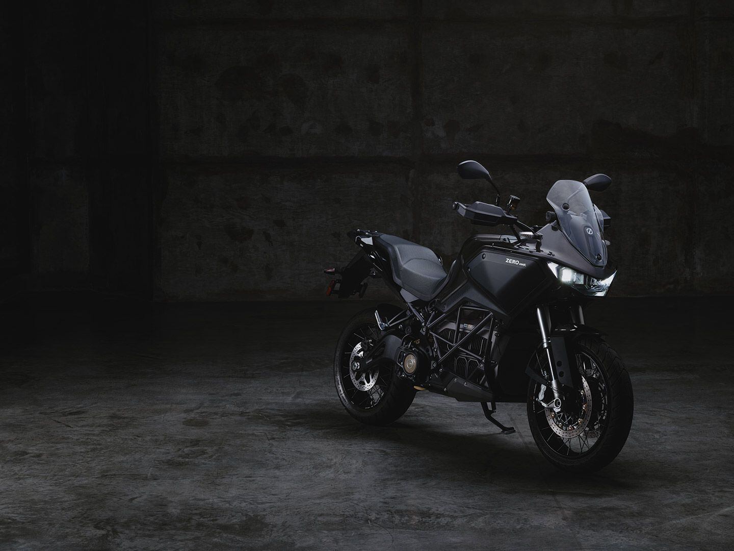 The Zero DSR/X returns for 2024 at $22,995.