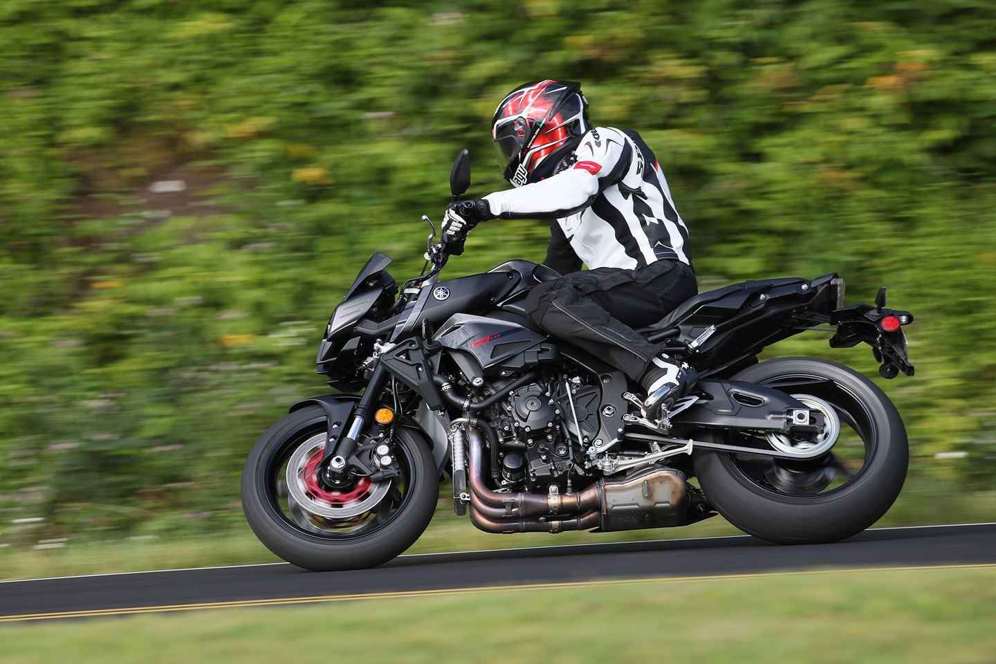 2017 Yamaha FZ-10 Naked Sportbike FIRST RIDE REVIEW | Cycle