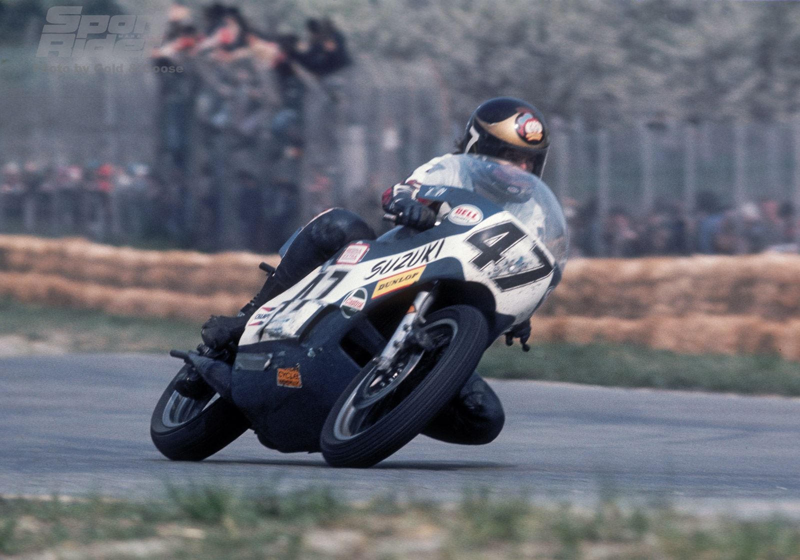 Barry Sheene on Suzuki’s XR14, which became the RG500. <i>Gold and Goose</i>