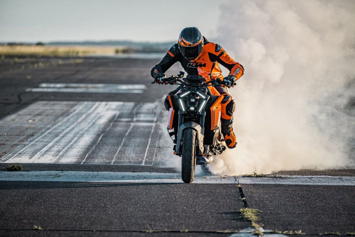 2024 KTM 1390 Super Duke R Evo First Look