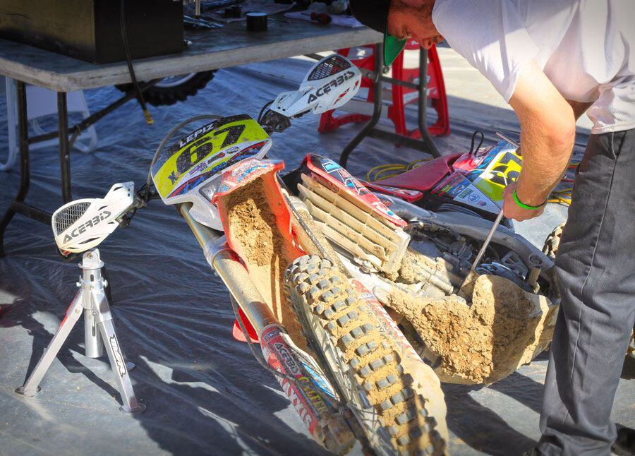 msr dirt bike stand