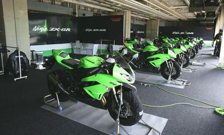 2009 Kawasaki ZX-6R First Ride Review- Kawasaki Ninja ZX-6R Photos