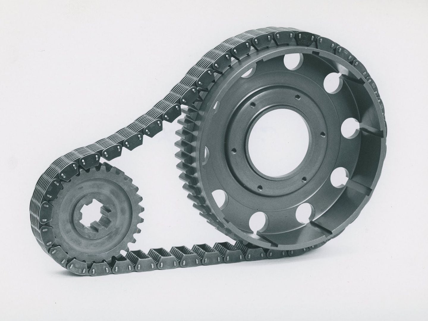 Driving The Camshafts—Roller Chain, Silent Chain, Morse HyVo Chain