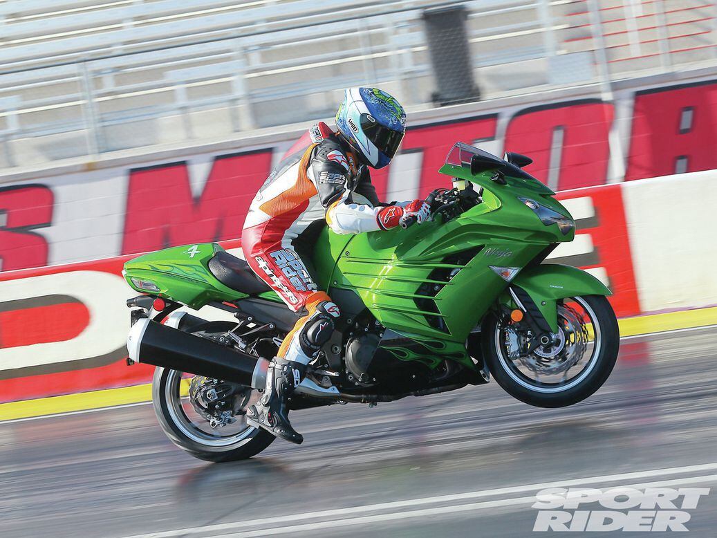 2012 Kawasaki ZX-14R | The New King Cometh | Cycle World