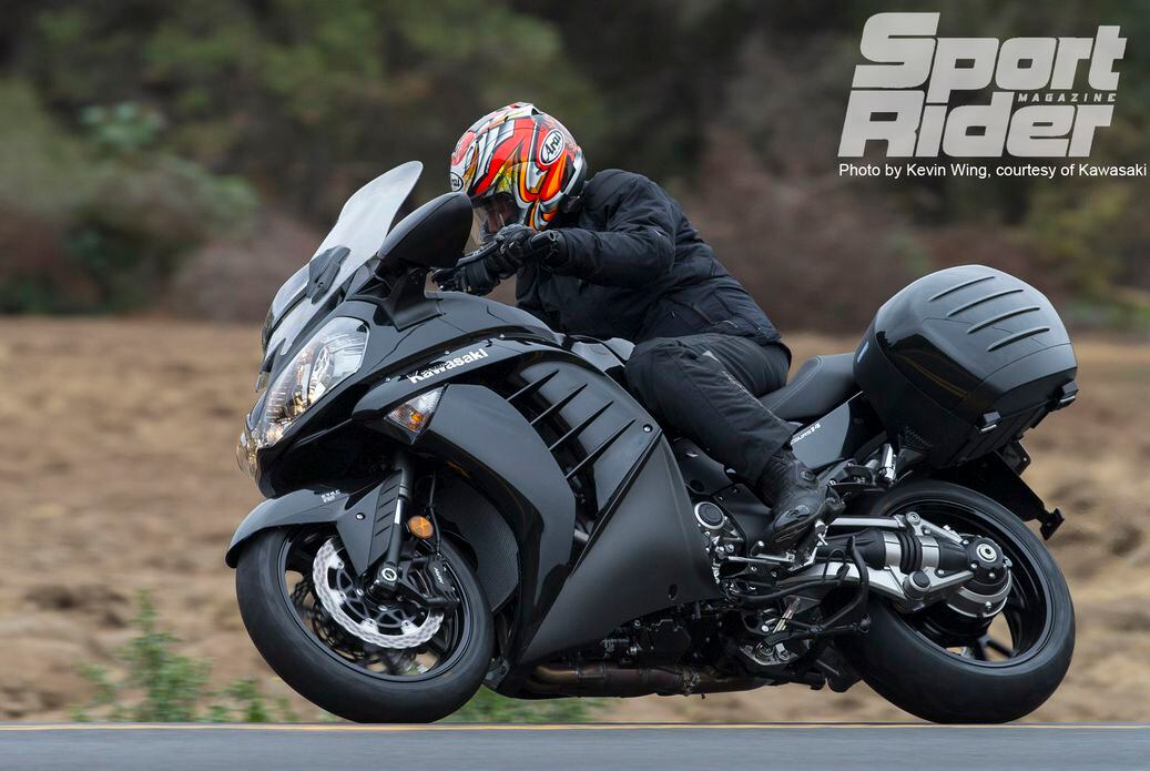 バジリスク 2015 Kawasaki ZX-14R review - RevZilla