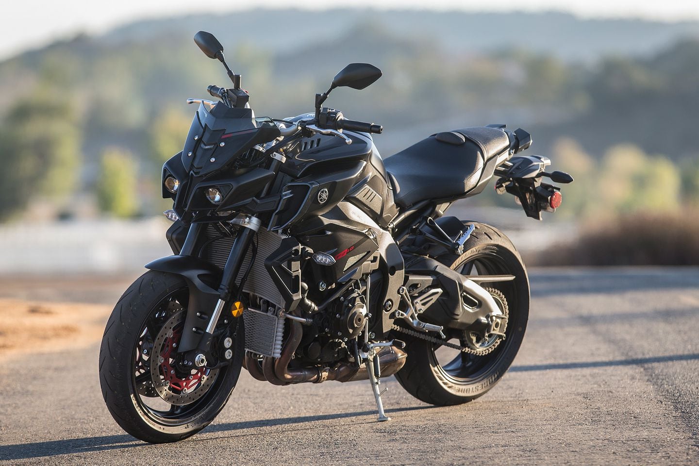 Yamaha fz 10 top