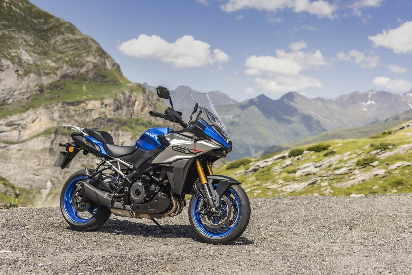 Suzuki has continued to expand its platform that includes the GSX-S1000 and GSX-S1000GT with the new GSX-S1000GX.