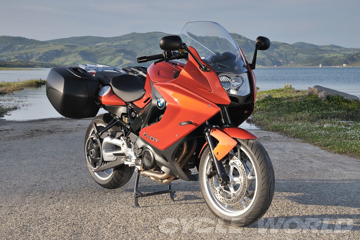 2013 f800gt deals