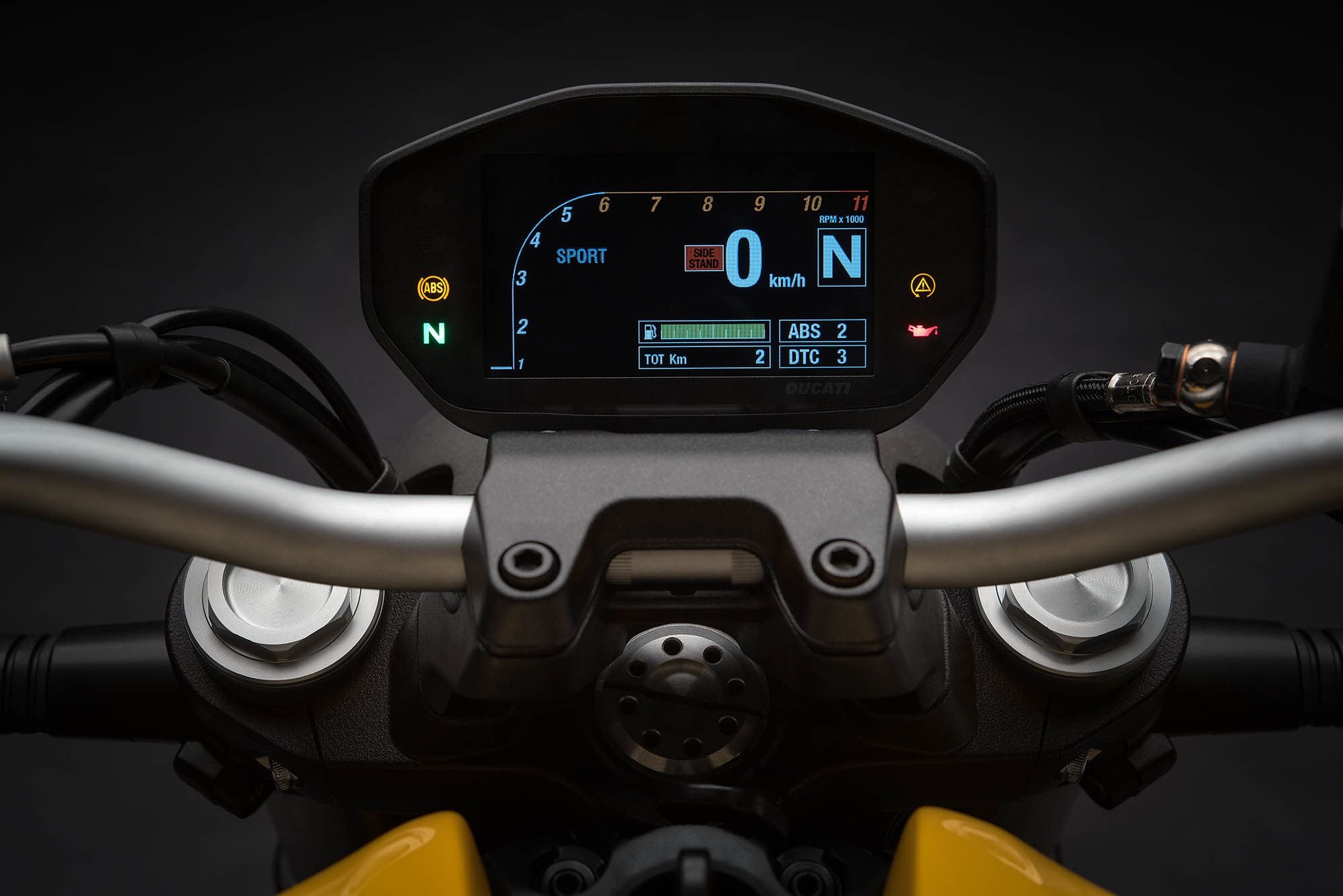2018 monster 821 2025