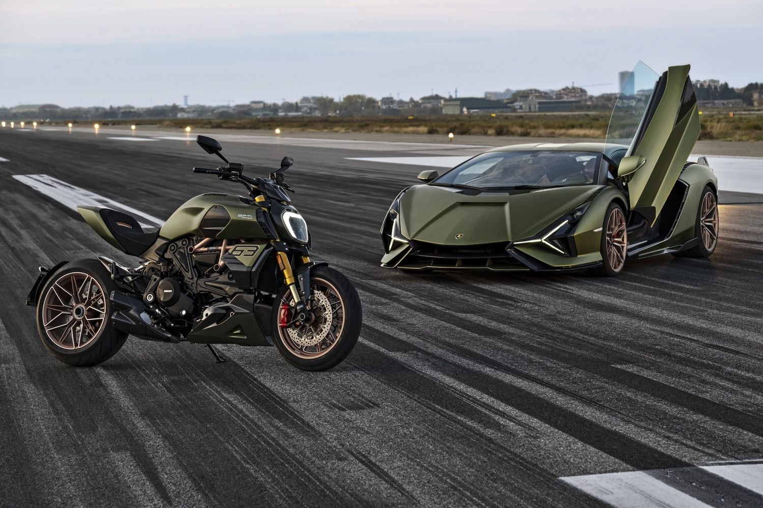 The 2021 Ducati Diavel 1260 Lamborghini is inspired by the Lamborghini Sián FKP 37 supercar.