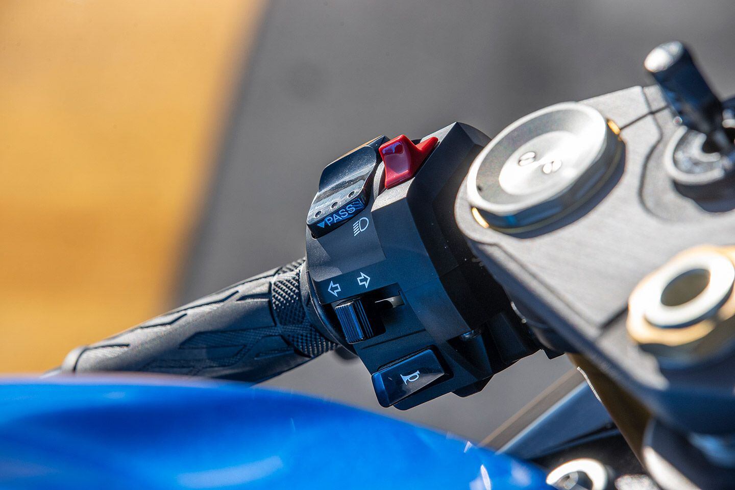 The lack of electronic rider aids mean clip-ons are uncluttered by the various buttons, joysticks, and switches that populate the latest sportbike’s handlebars. A Showa BPF fork is used and plays a big role in the GSX-R’s sublime handling.