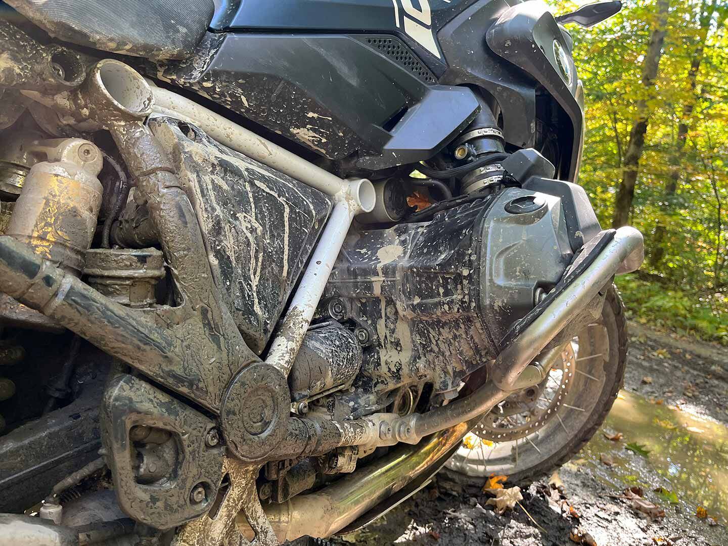 The GS’ cylinder with a coating of mud. All is right with the world.