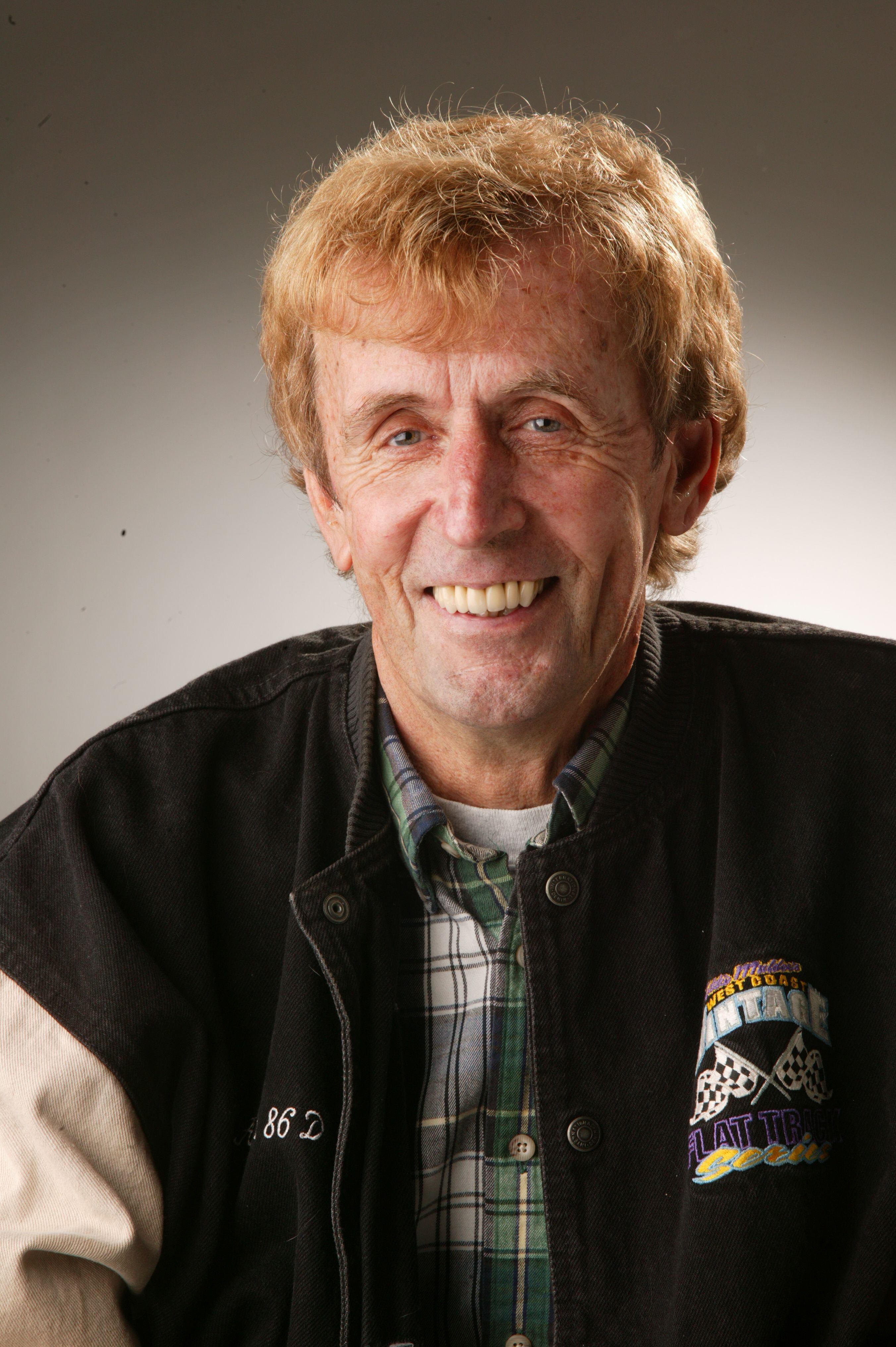 Allan Girdler tenía una sonrisa fácil y un comportamiento relajado, pero se tomaba el trabajo de su editor muy en serio, buscando la verdad y sirviendo al lector primero.