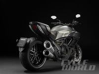 Ducati Diavel Titanium FIRST LOOK Cruiser Motorcycle Review Photos Cycle World