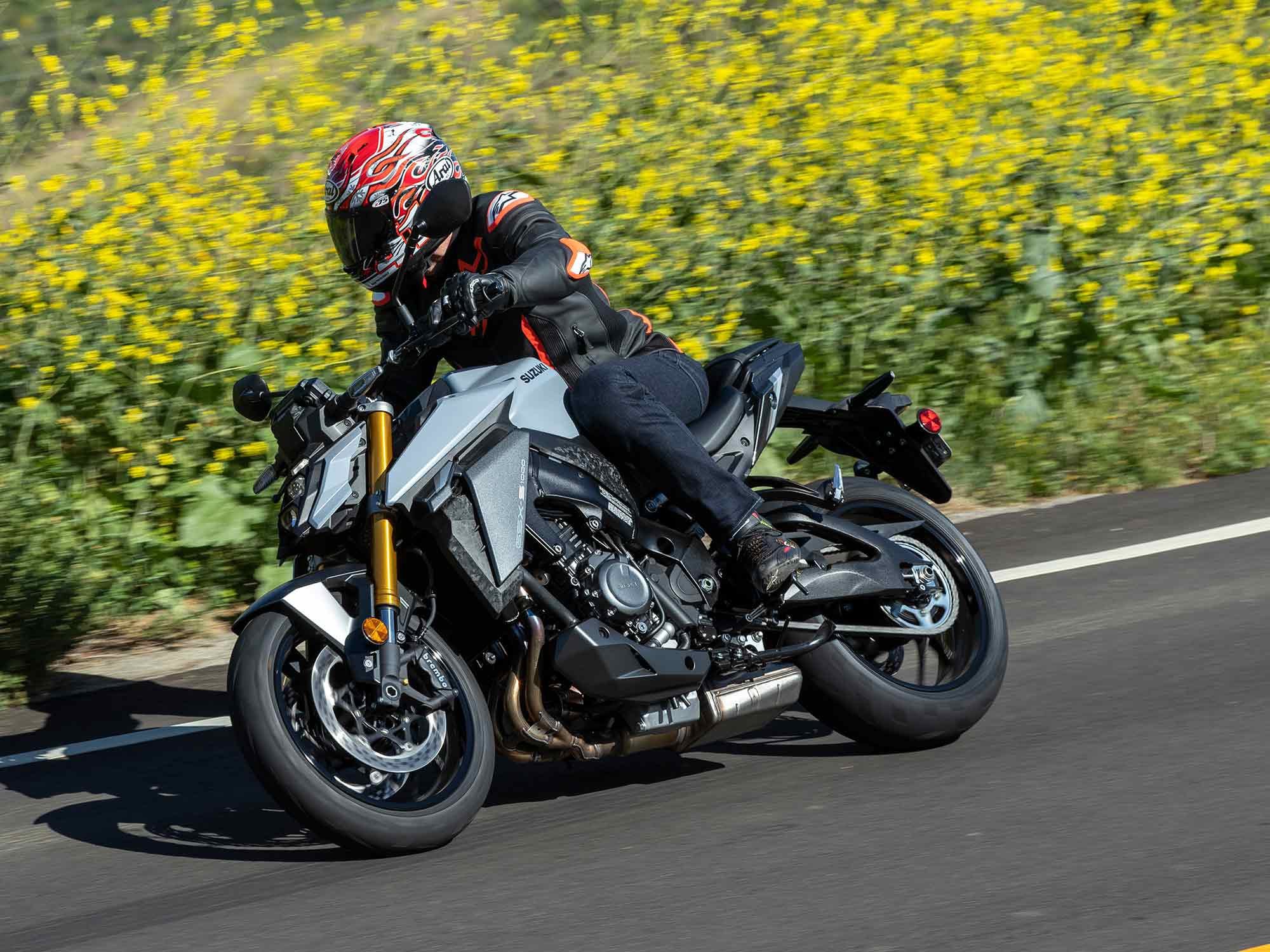 Front-end confidence is high on the GSX-S1000.