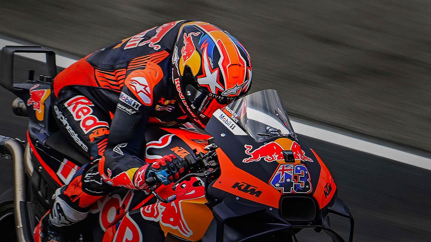 Airflow is everything in the world of MotoGP, which is one of the proving grounds where Alpinestars developed the S-R10. Jack Miller and Jorge Martin have so far been impressed with the helmet in race situations.