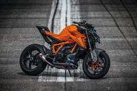 Ktm super duke 1390 shop r