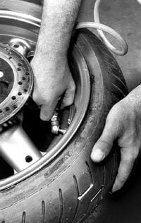 Step by Step Guide to Balancing Motorcycle Tires: Ultimate Precision Tips