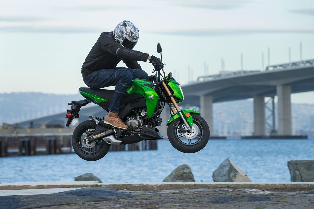 Kawasaki z125 2016 clearance