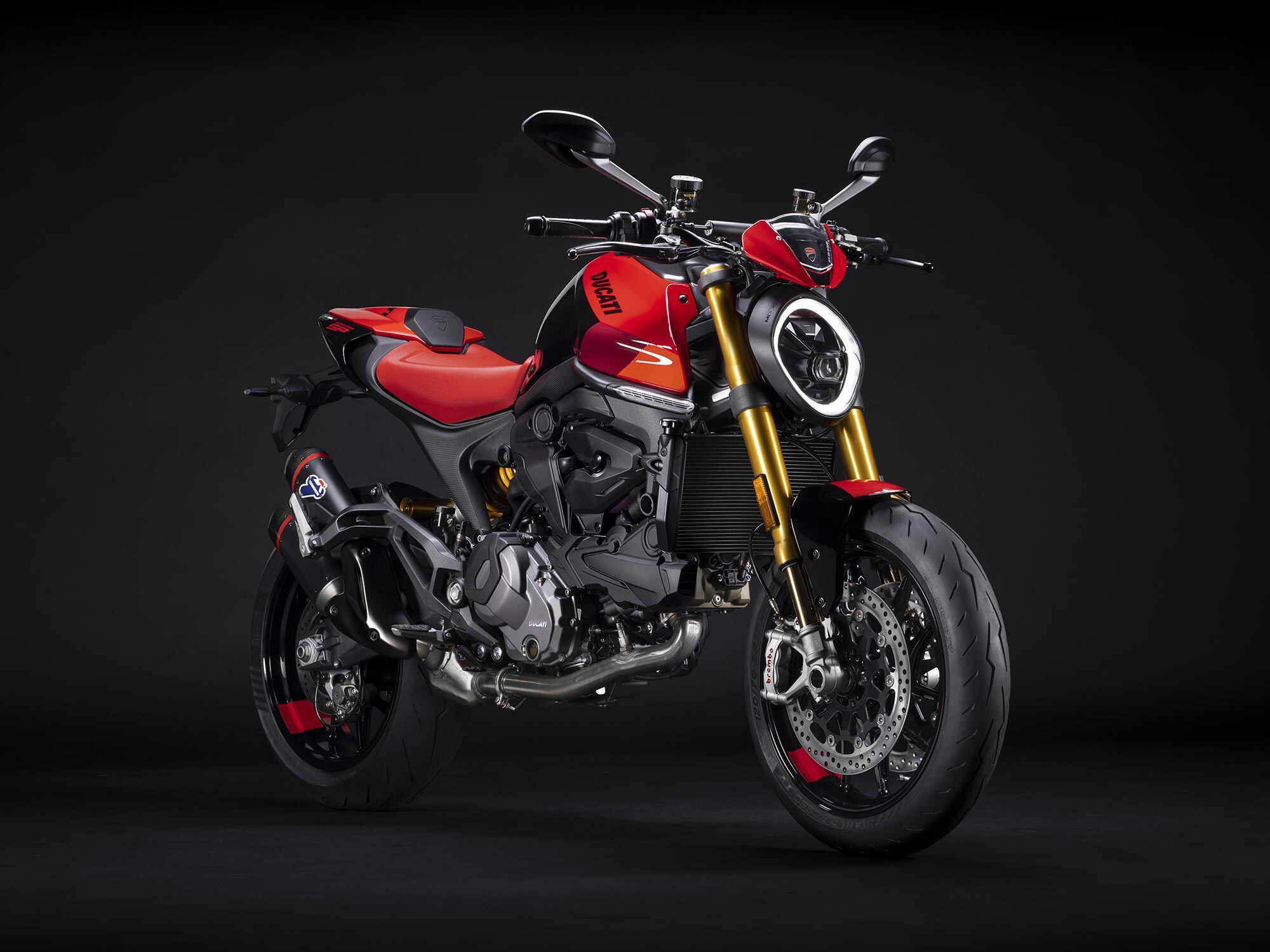 The new Ducati Monster SP takes the latest-generation Monster, adds premium brakes, suspension, and tires, and wraps it all in a paint scheme riffing off Ducati’s MotoGP team livery.