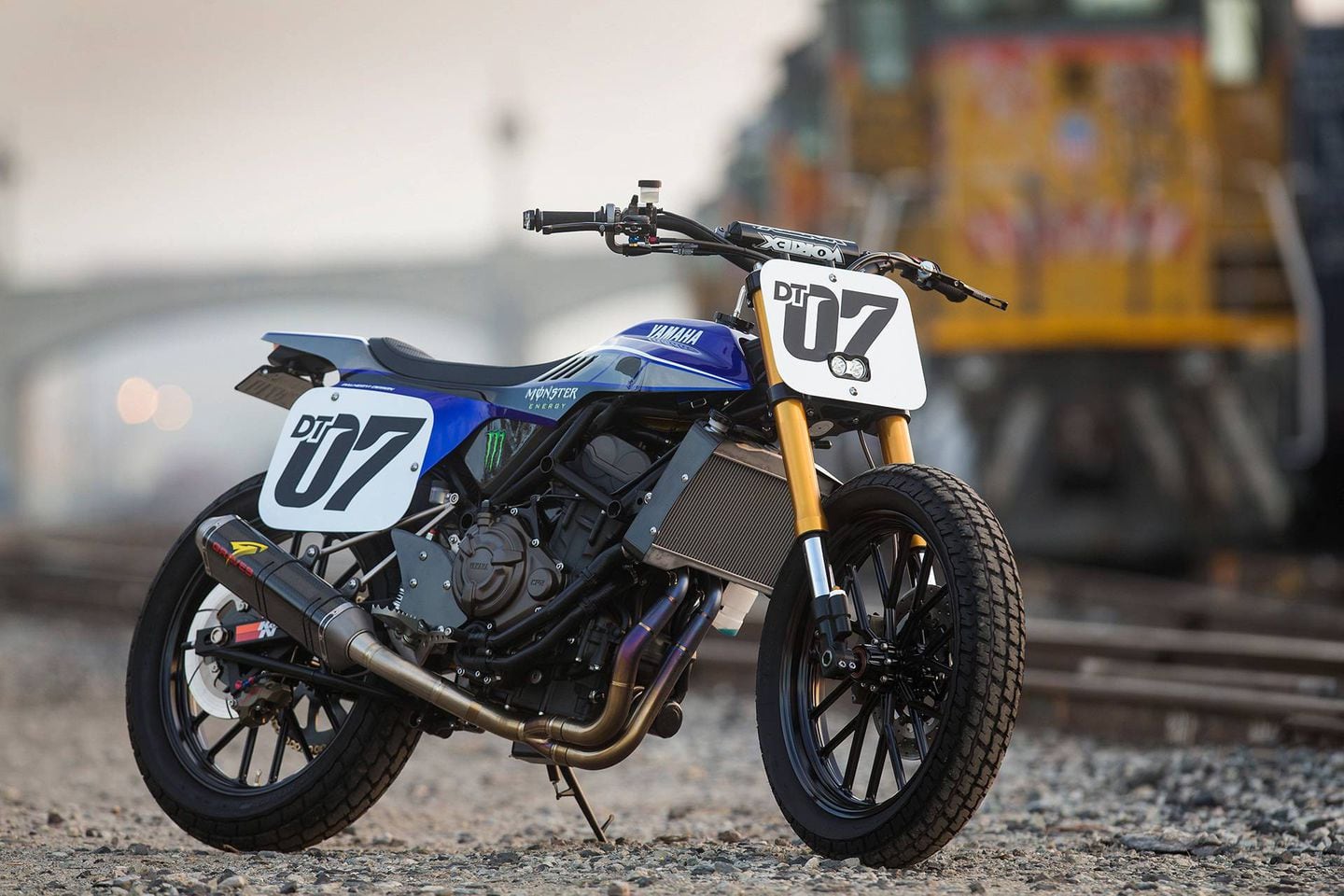 Yamaha flat cheap track bike