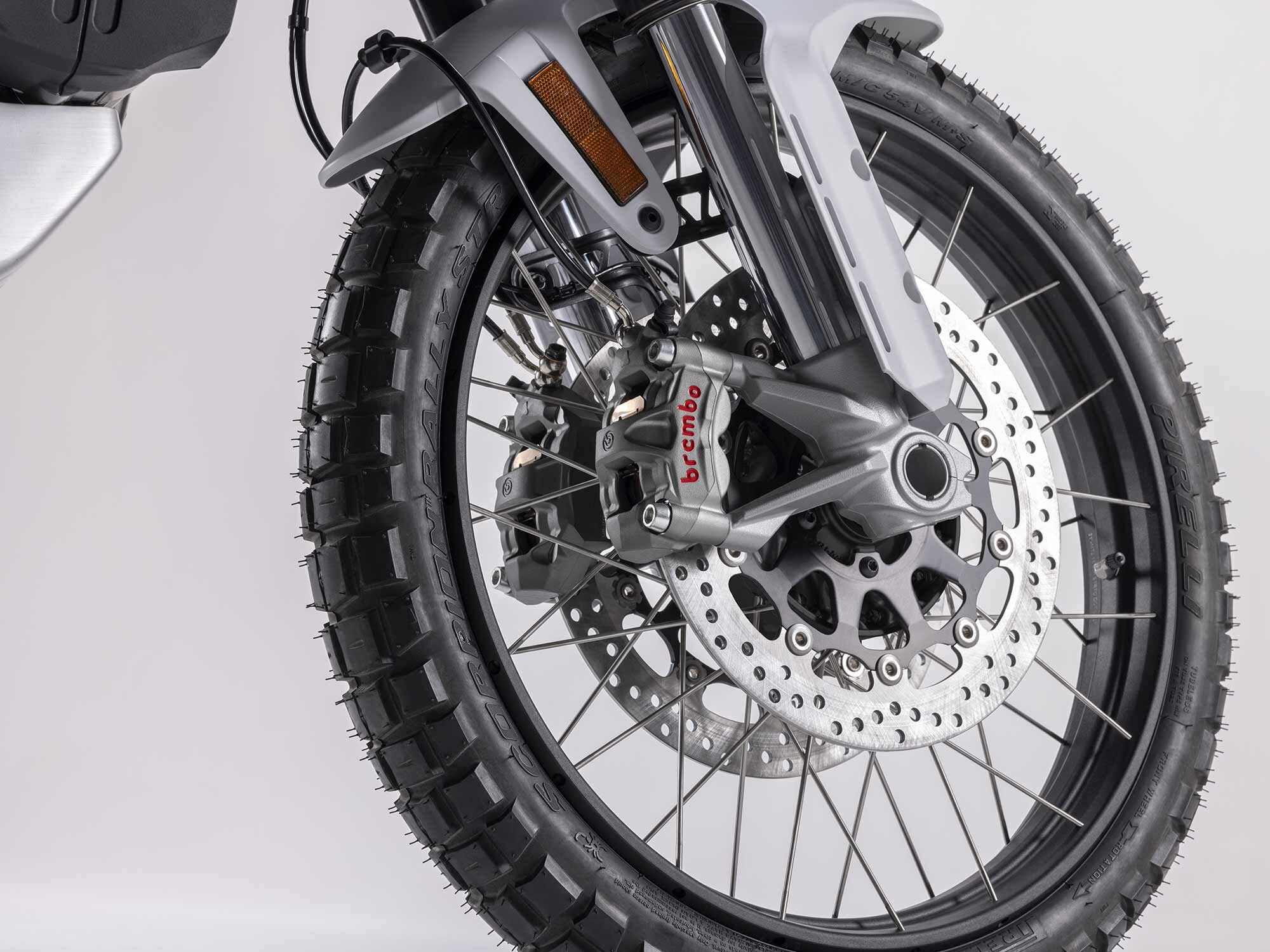 The Ducati DesertX is brought to halt by Brembo M50 monobloc calipers, with its Cornering ABS function working to manage tire lock.