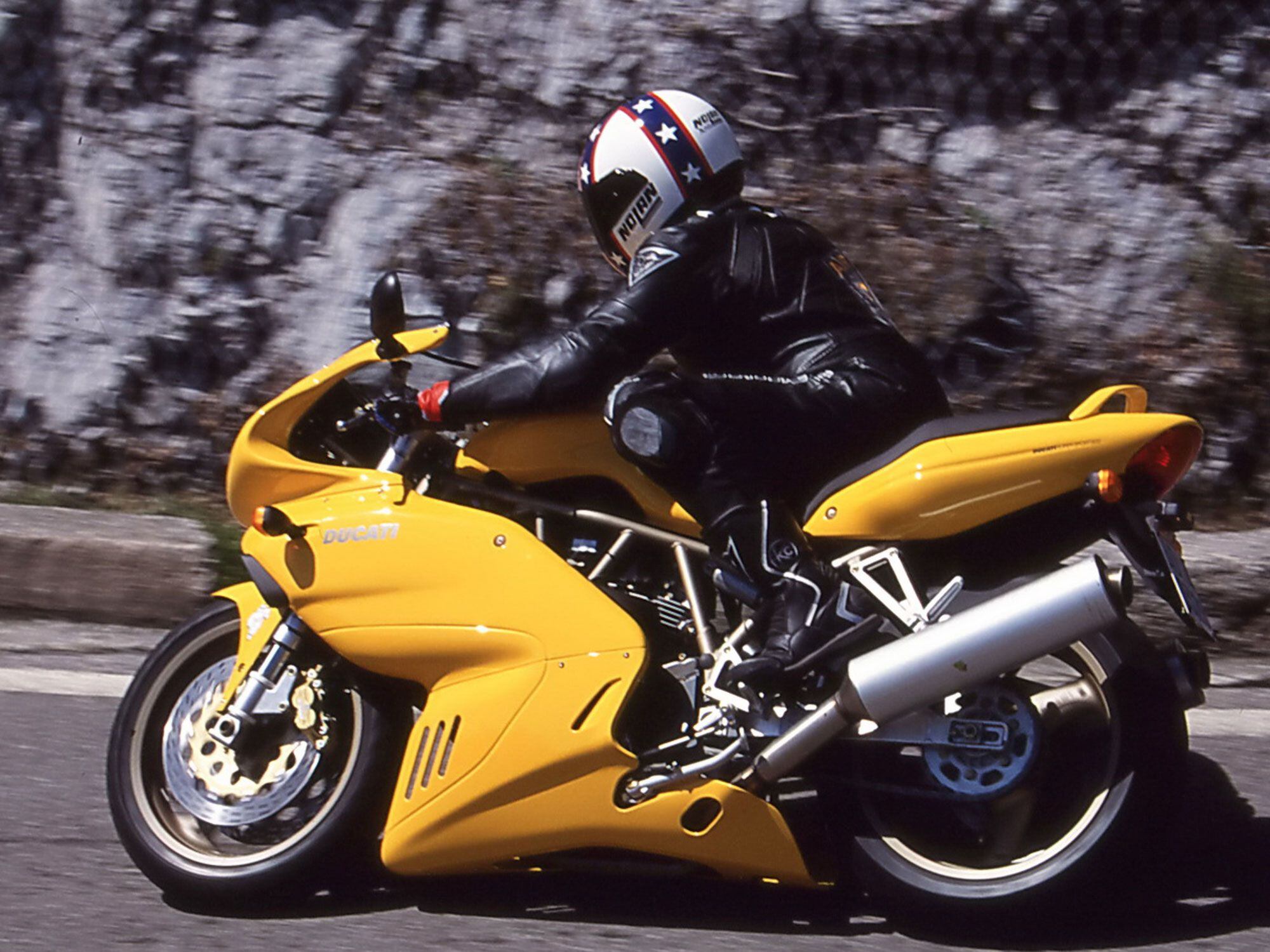 The second-generation SuperSport got more torsional rigidity and a shorter wheelbase.