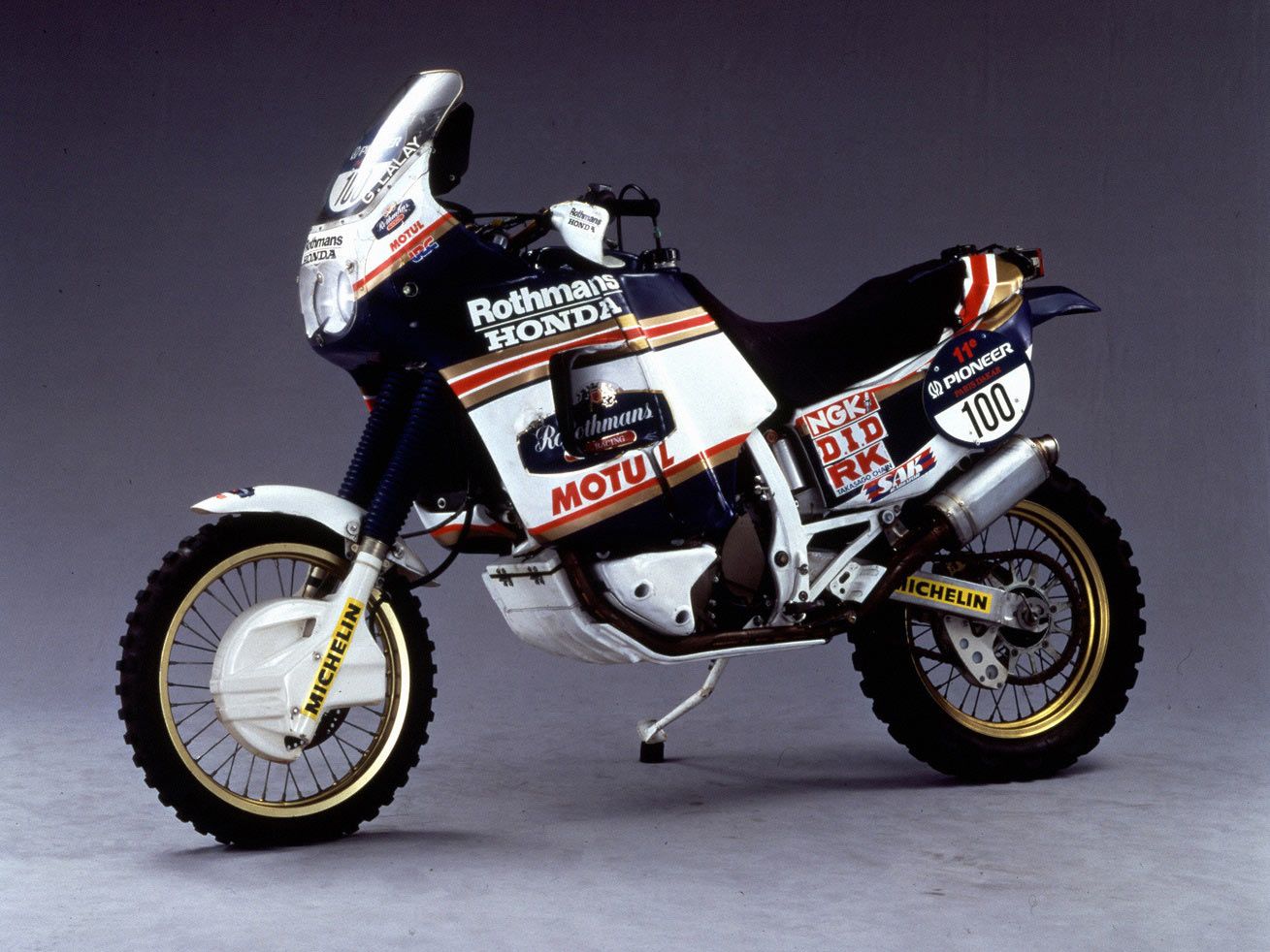 Will the original Africa Twin please stand up! Honda’s NXR750V won the Dakar Rally in 1986 with Cyril Neveu behind the bars.