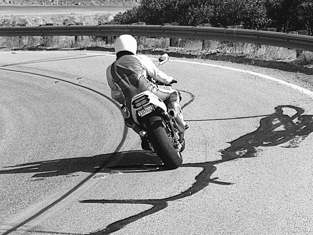 www.cycleworld.com