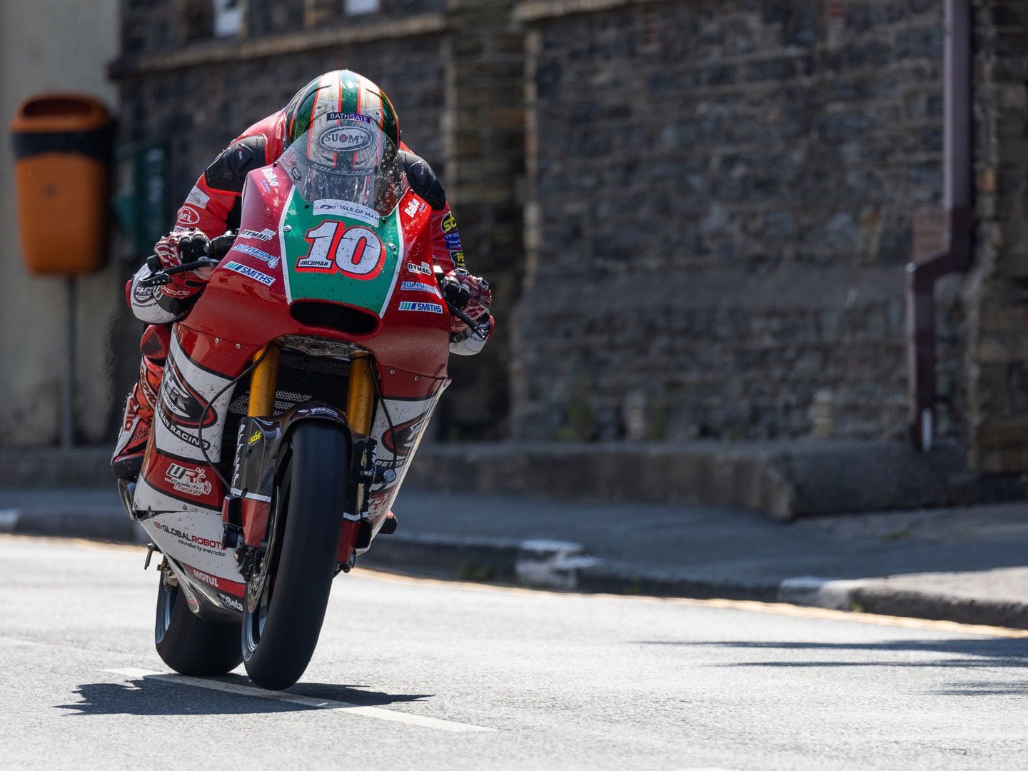 Hickman entered the penultimate day of racing with one win, to Dunlop’s four victories. Hickman dominated the Superstock race on his FHO Racing BMW M 1000 RR, posting a new TT lap record of 136.358. The Superstock category mandates treaded road tires and except for bodywork is essentially the same as you can purchase at a BMW dealer. After a break, Hickman came back on his Yamaha R7 to win the second Supertwin event.