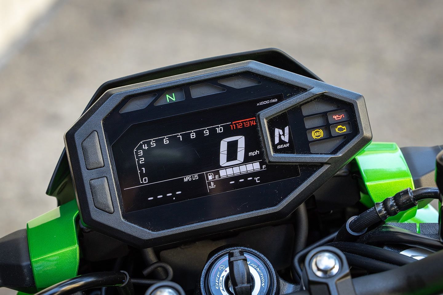 The base-model Z500 features an LCD display.