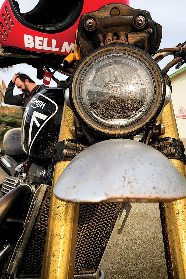Triumph scrambler baja deals
