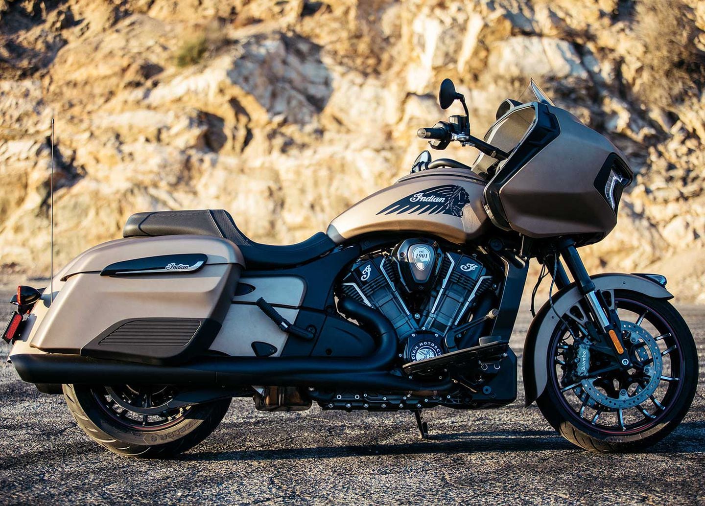 2020 Indian Challenger Dark Horse vs. Harley Davidson Road Glide