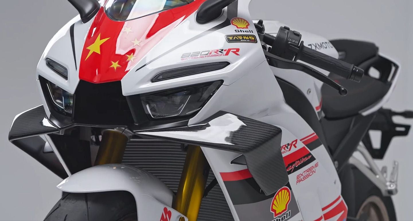 モモ ZXMoto 820RR Superbike | Cycle World