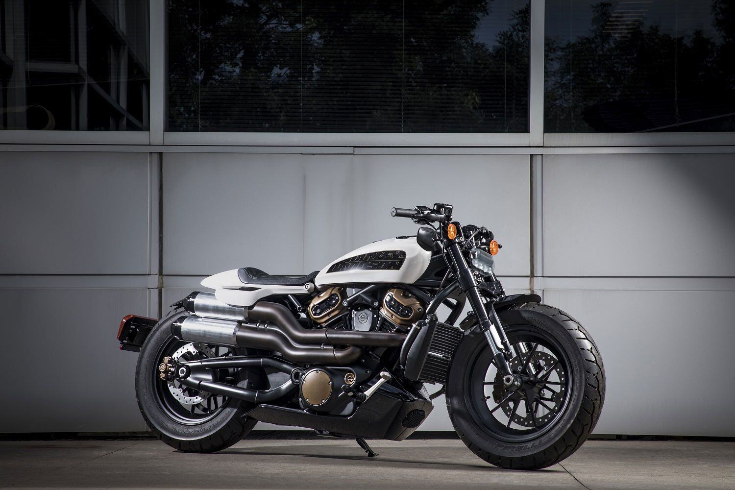 The 2018 concept for the Sportster S is very similar to the finished product seen in the H-D teaser video.