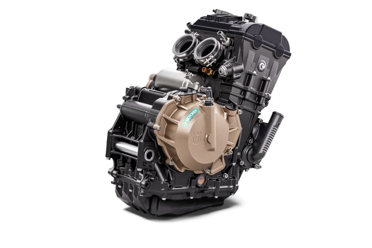 The LC8c that powers the Svartpilen is the 799cc version that is used in the KTM 790 Duke.
