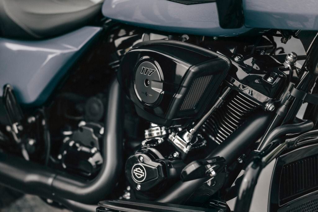 The 117’s airbox has 50 percent more volume than the one it replaces in part to compensate for the engine displacement increase but also to boost power while meeting sound emissions.