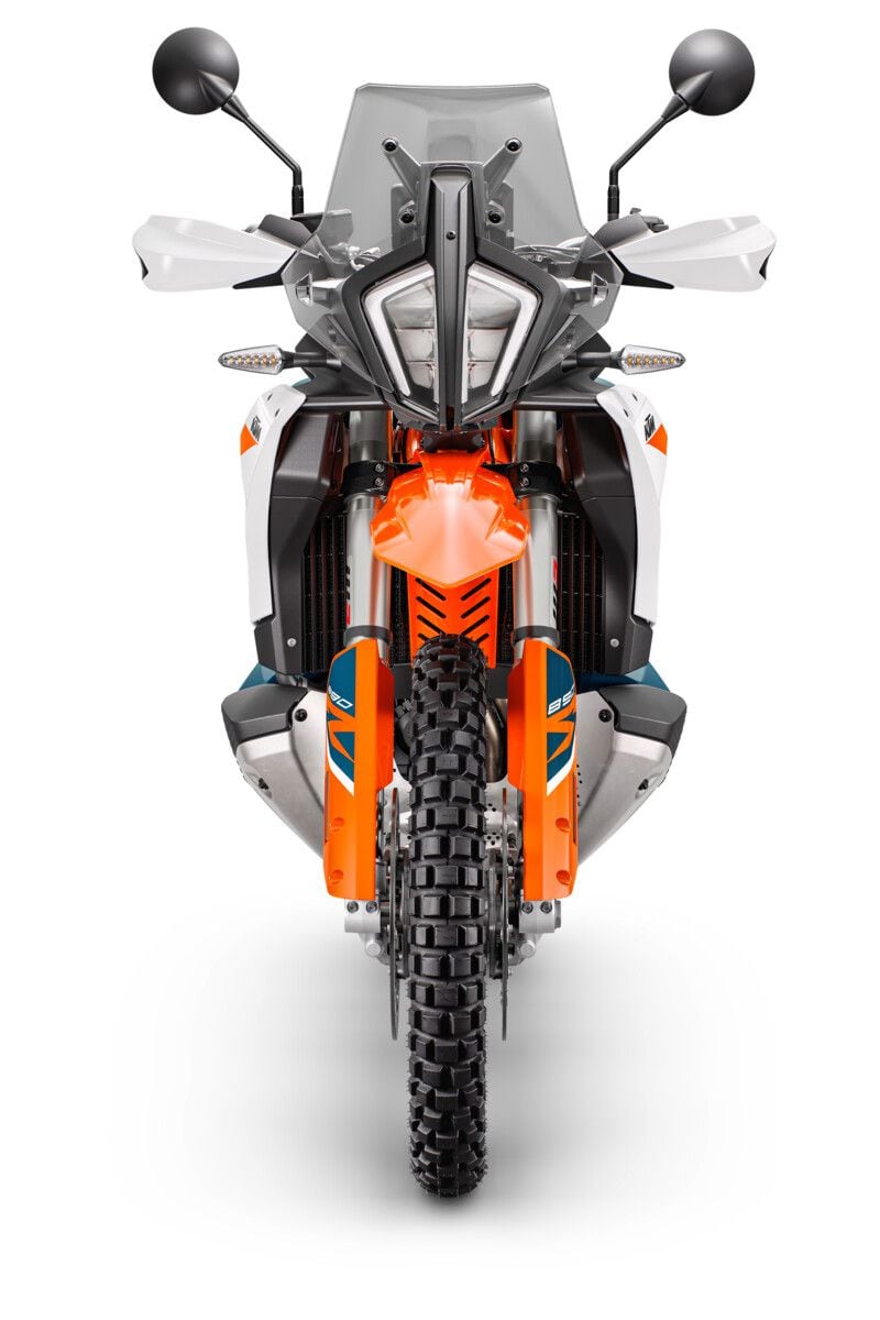 A closer look at the front of the 2023 KTM 890 Adventure R. Notice the higher front fender and shorter windscreen.
