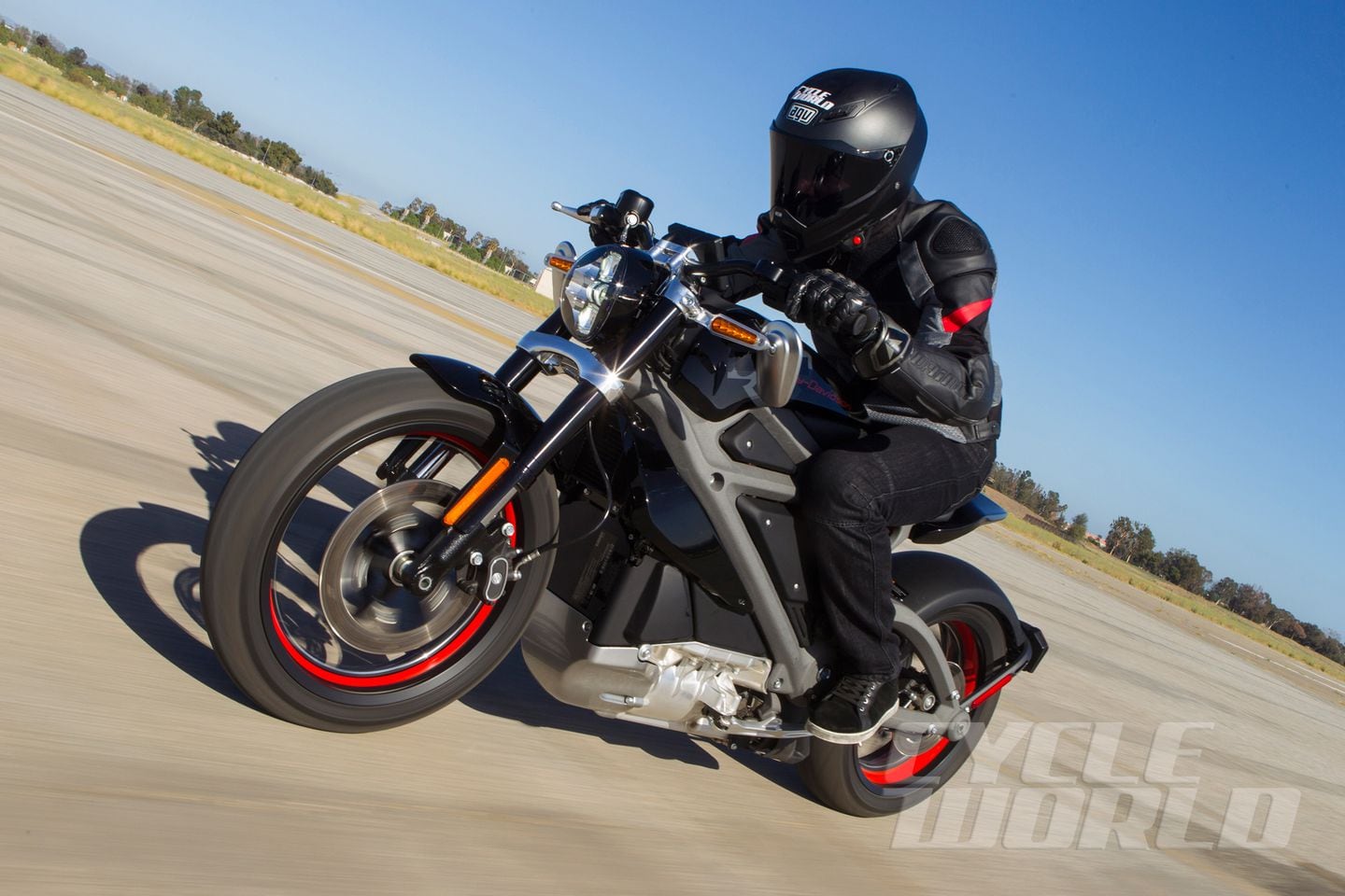 HarleyDavidson LiveWire Electric Motorcycle First Ride Video Review