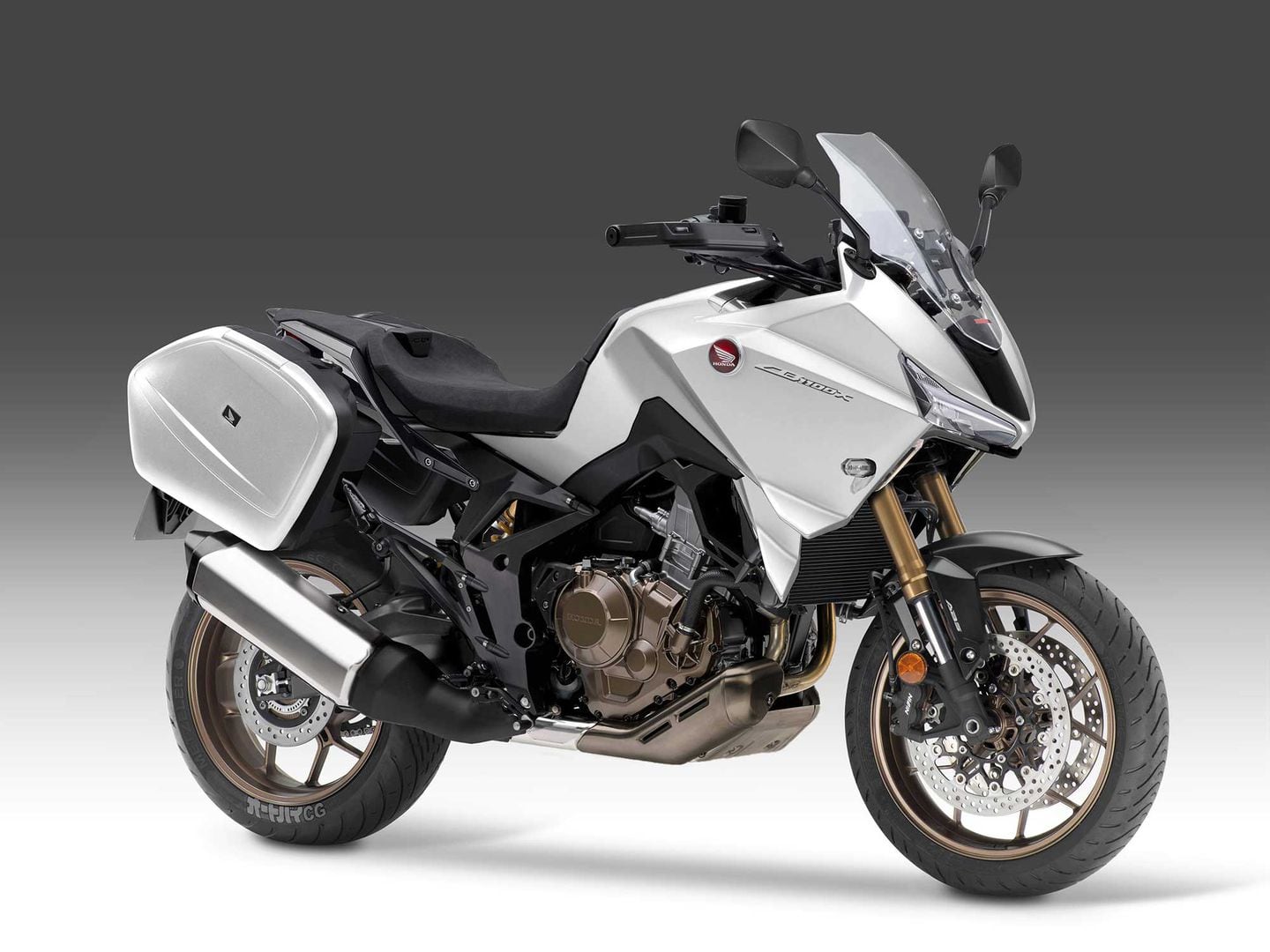 Las trail más asfálticas: qué es una moto Crossover