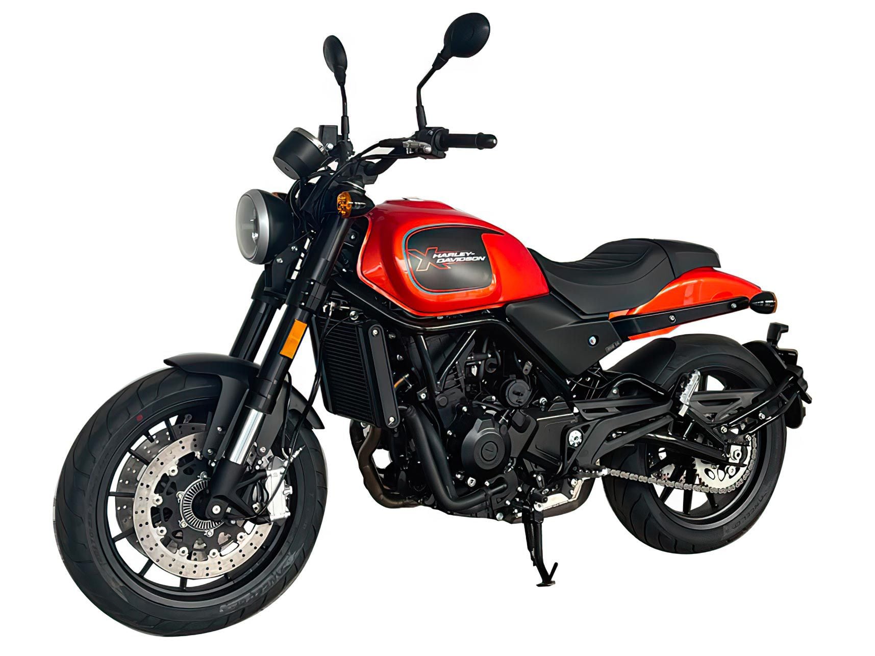 The 500cc X500 shares an engine with Benelli’s Leoncino 500.