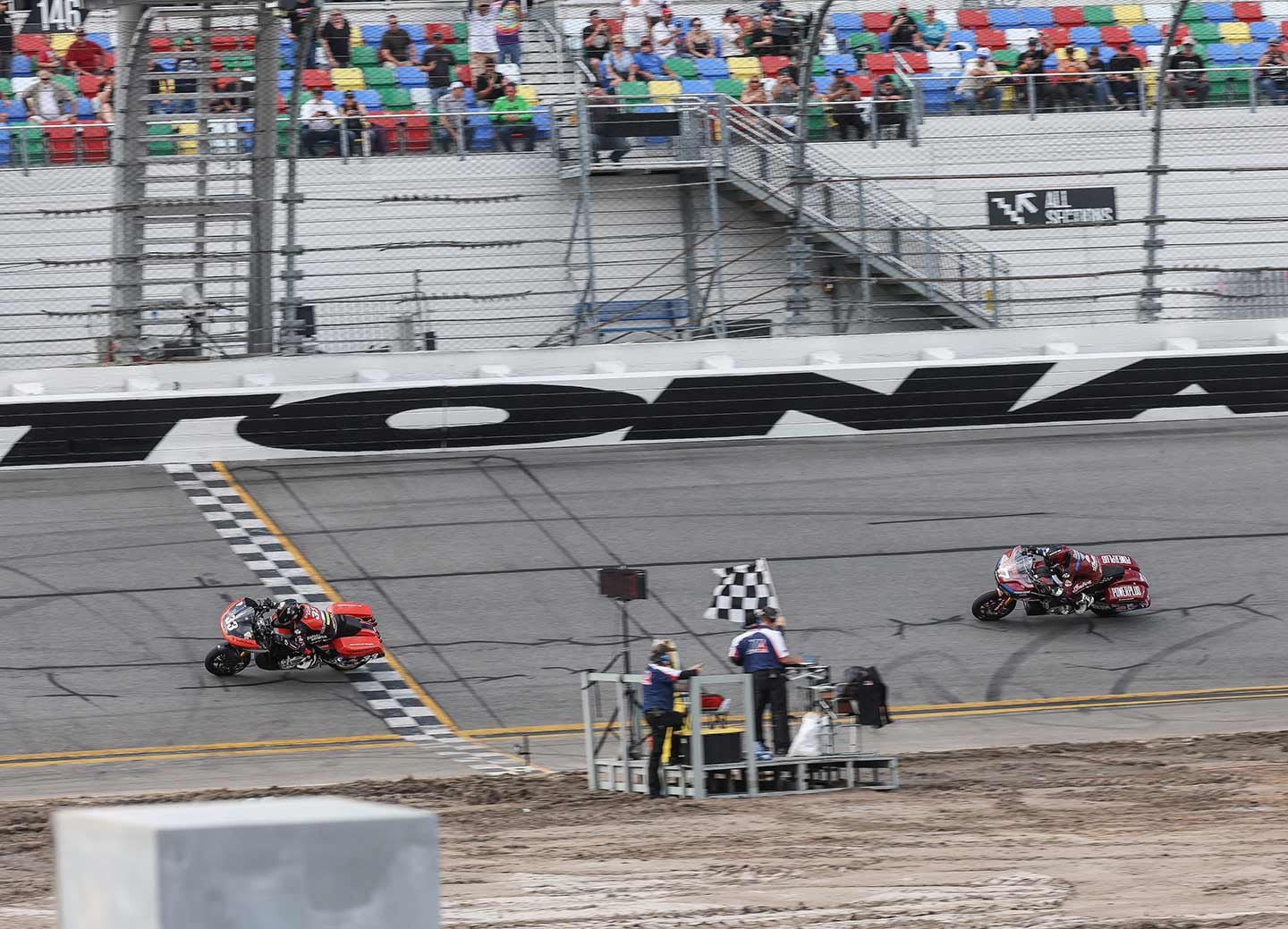 A top speed of 182 mph was achieved by MotoAmerica’s King of the Baggers at Daytona.