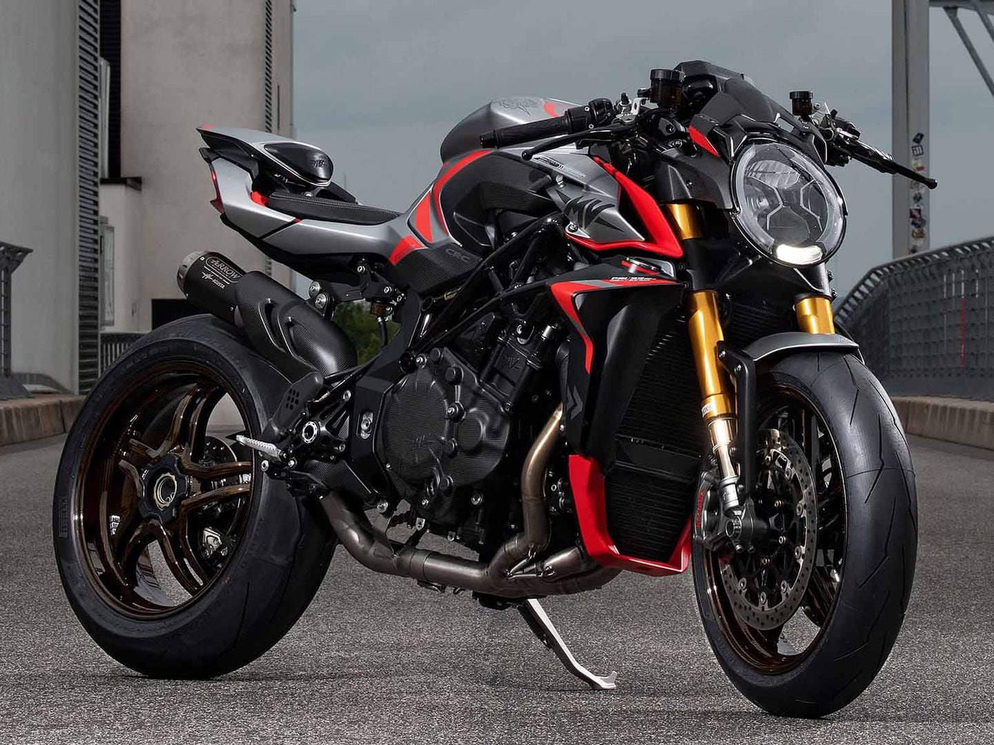 2020 MV Agusta Brutale 1000 RR First Look (11 Fast Facts)