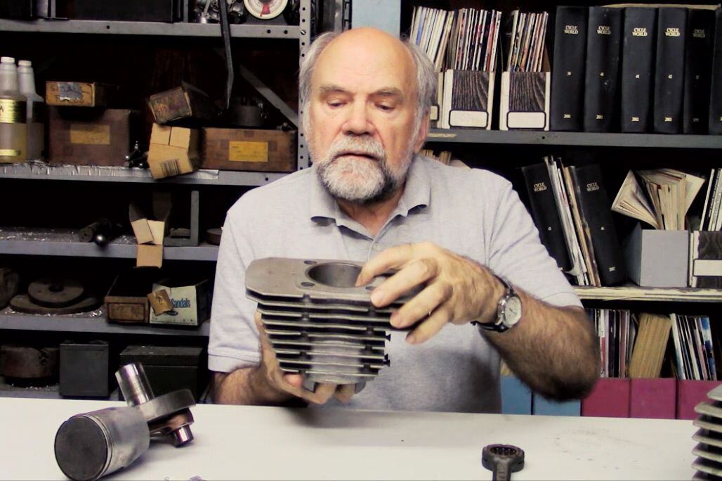 kevin cameron explains motorcycle engines