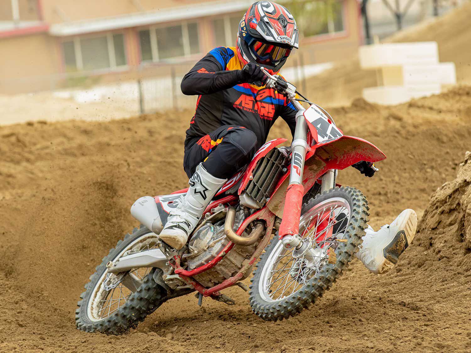 The spokes on the MC 450F seem to come loose quickly. If you own one, keep an eye on them and tighten as needed, especially when the bike is new.