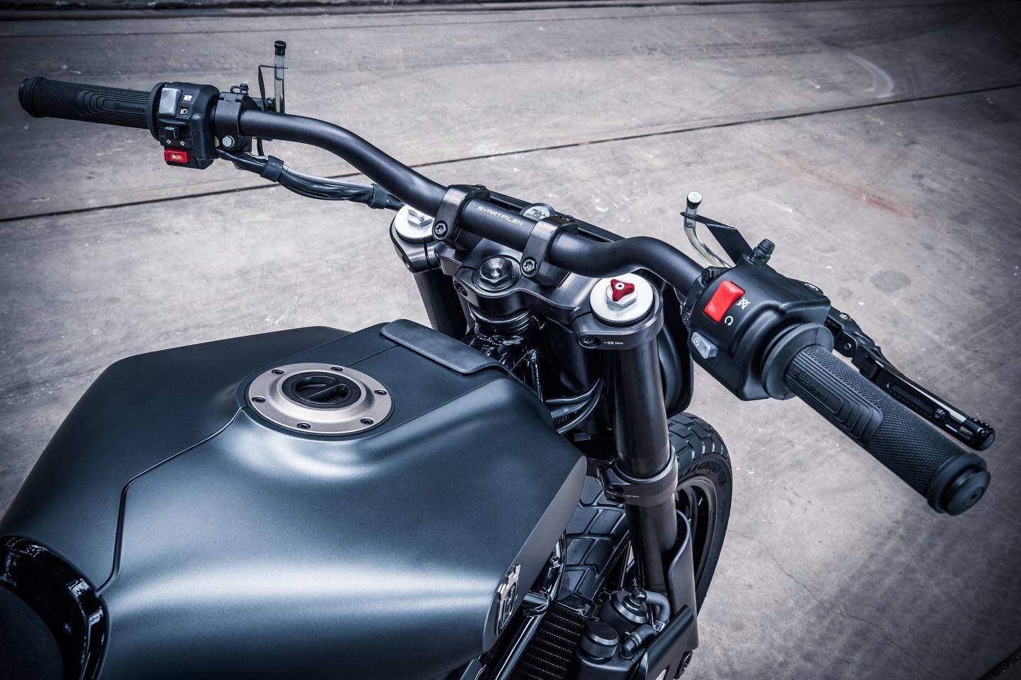 Svartpilen 701 scrambler deals