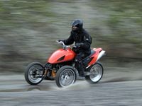 Yamaha TMAX Tilting Trike Cycle World