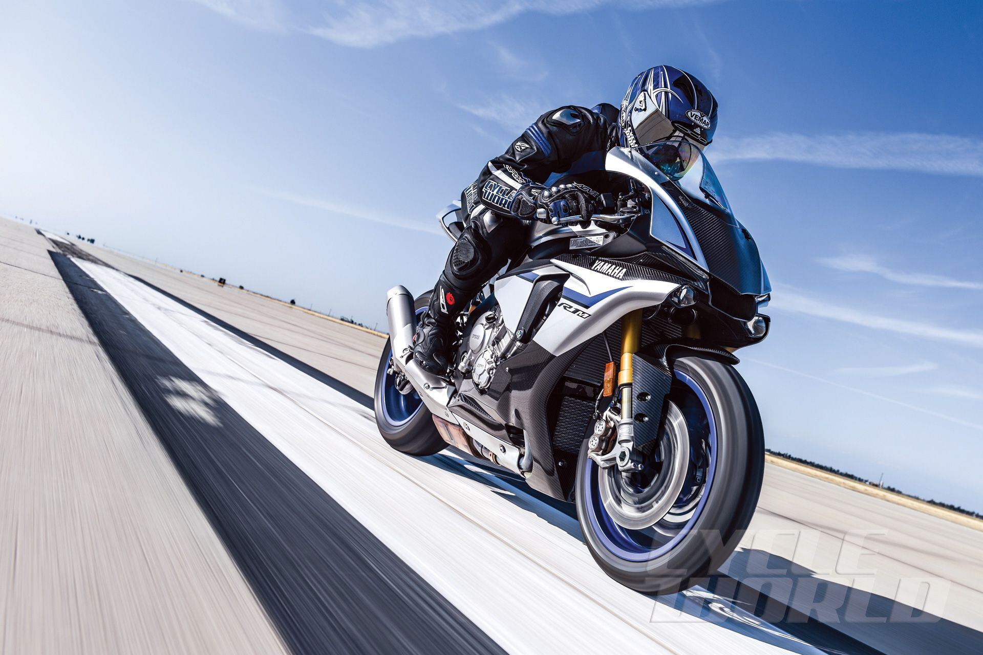 2015 Yamaha YZF-R1M