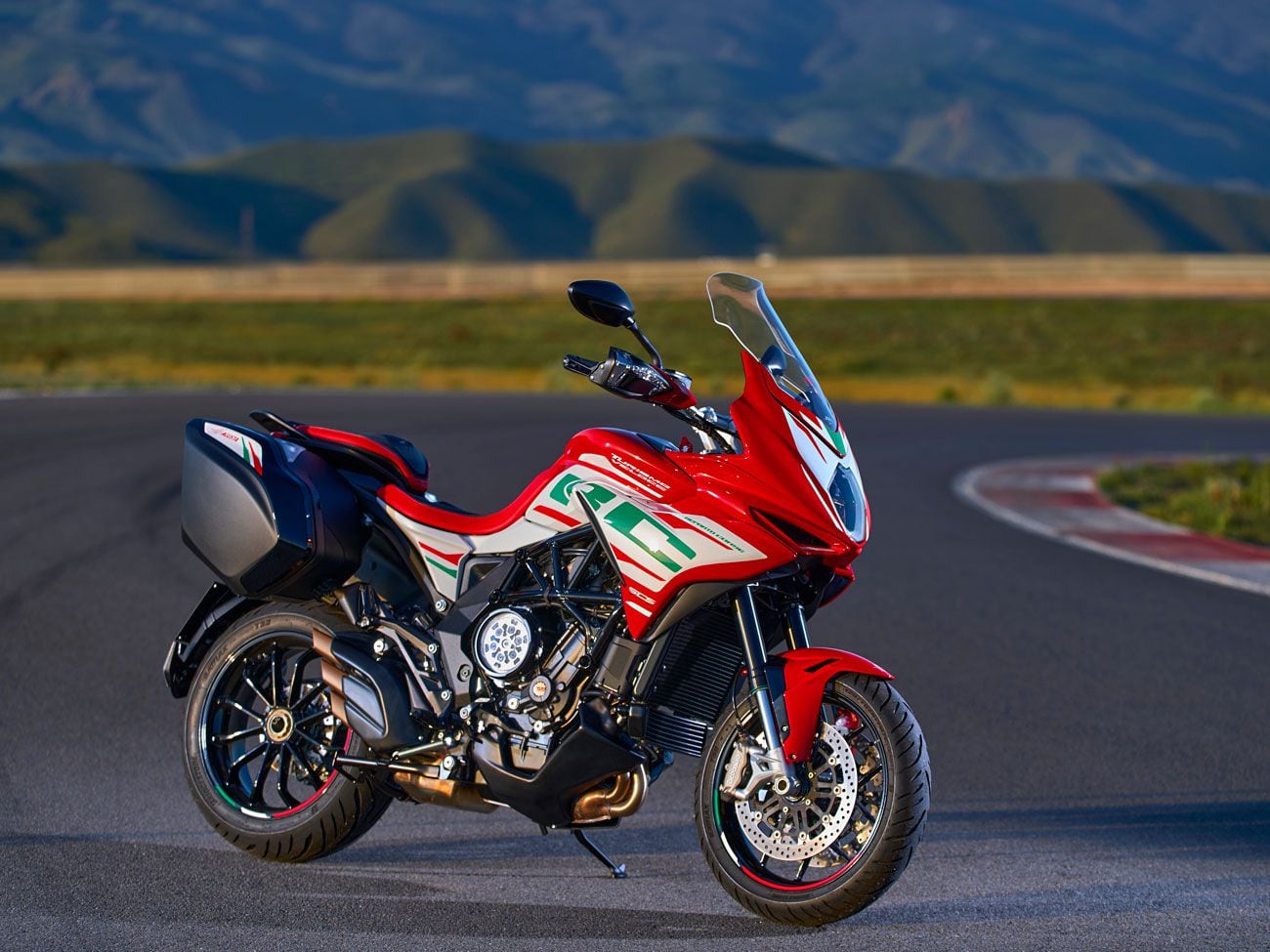 MV Agusta Reveals 2022-23 Reparto Corse Models | Cycle World